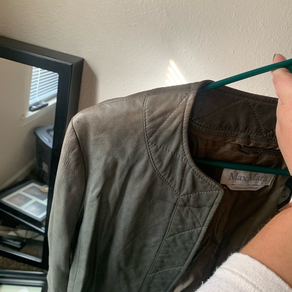 MaxMara Vintage Green Women’s Genuine Leather Jacket made in Italy (US SZ 12) - Picture 15 of 16